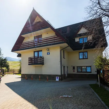 Apartament Lukka דירה זקופאנה