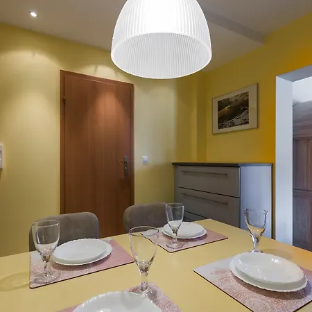 Apartament Lukka זקופאנה