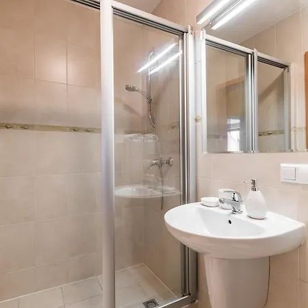 Apartament Lukka * זקופאנה